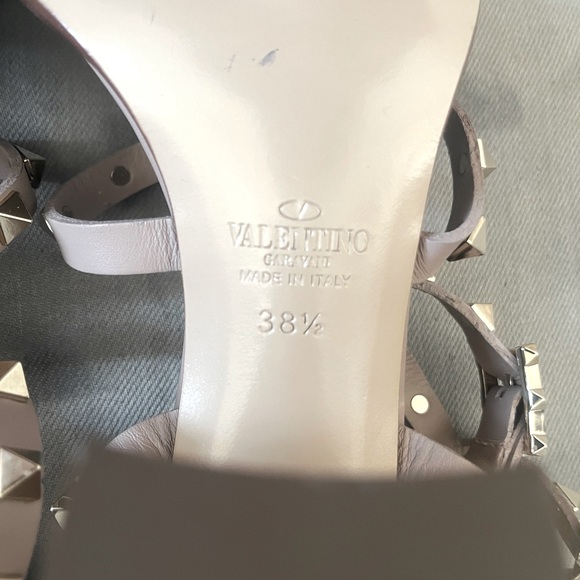 VALENTINO GARAVANI Calfskin Rockstud 90mm City Sandals - Picture 10 of 10